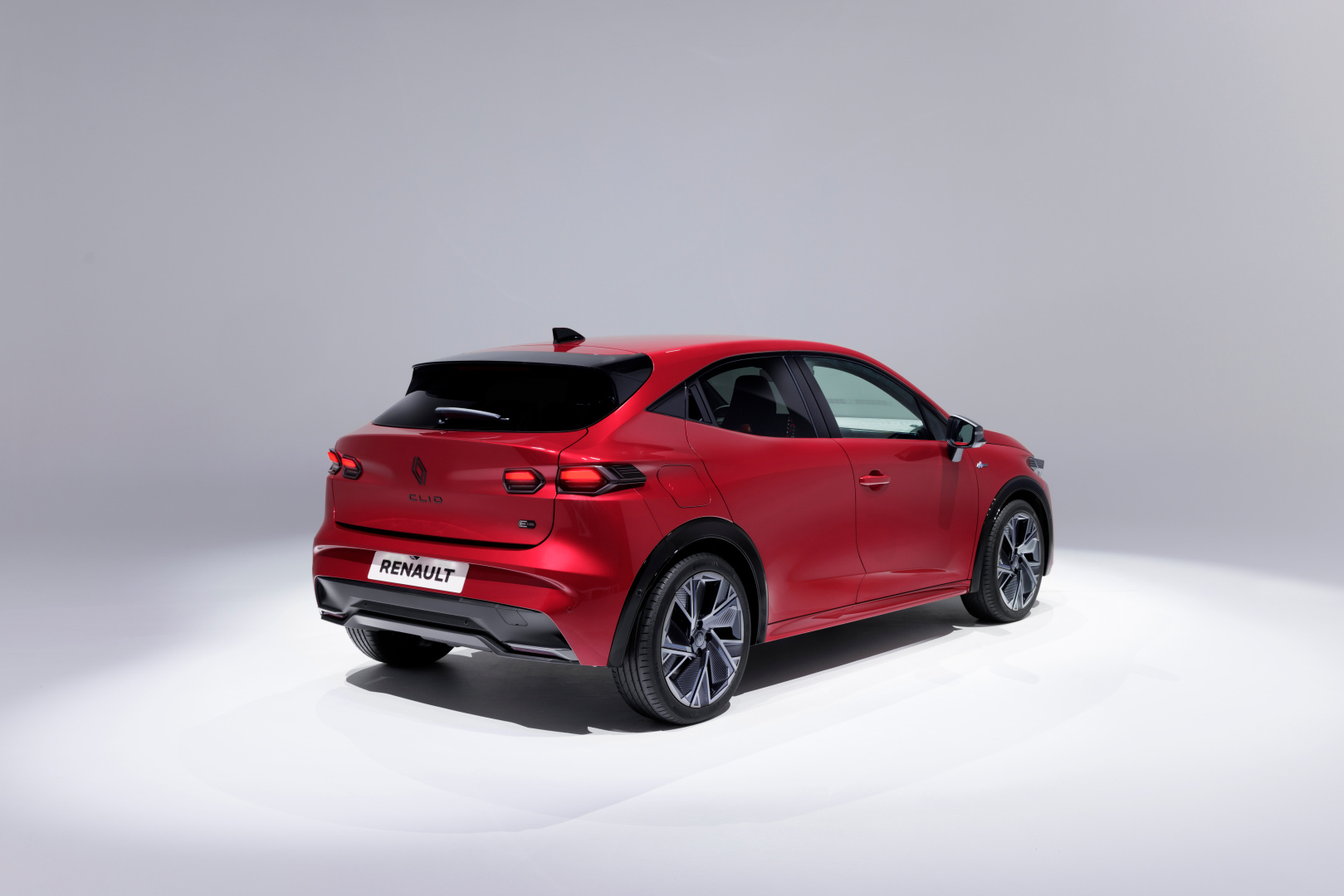 SMALL_Renault Clio full hybrid E-Tech - Esprit Alpine - Absolute Red (20)